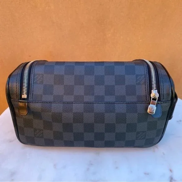 SOLD Louis Vuitton Damier Graphite Toiletry Zipper Pouch - Picture 5 of 15